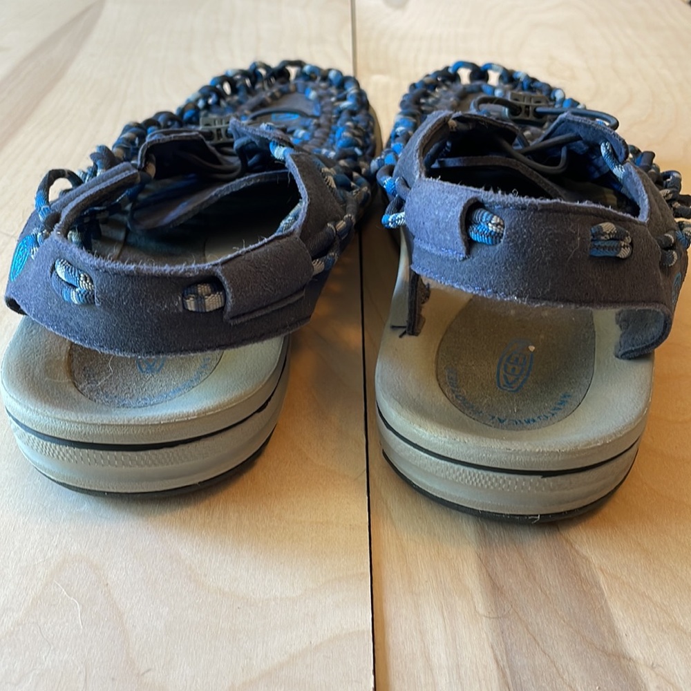 KEEN Men’s UNEEK sandals size 13 - Picture 5 of 6